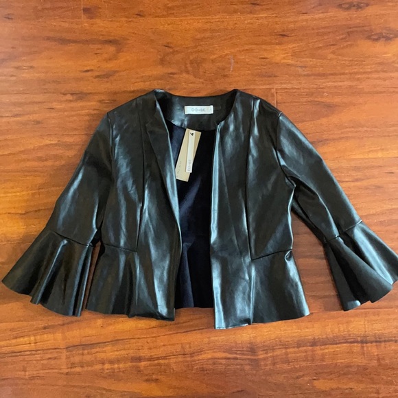 DO+BE faux leather jacket. Size small - Picture 1 of 3